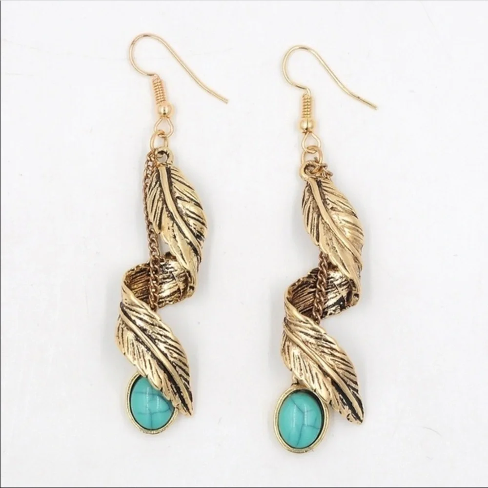 CUTE DANGLE EARRINGS ARTIFICIAL TURQUOISE STONE